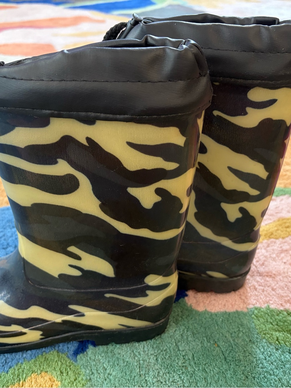 Kids Camo Rain Boots - Yellow & Black Sz 4